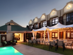 Feathers Lodge Boutique Hotel